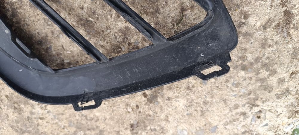 Решетки и хром лайсни Golf 8