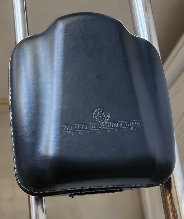 Продаётся футляр от духов Shaik Opulent Classic No. 77