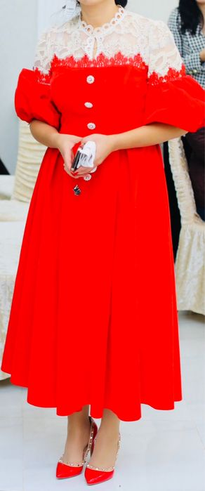 Платья красного цвета 44-46 размер