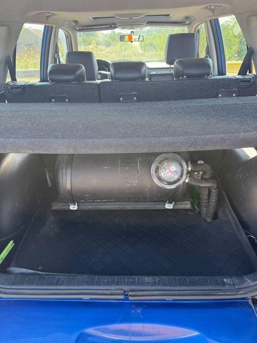 vind suzuchi grand vitara 2000 benzina cu gpl