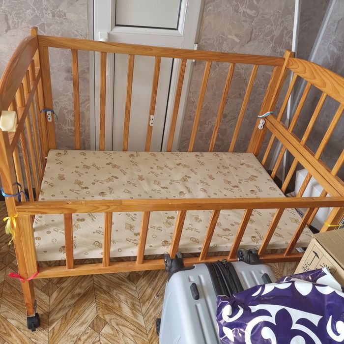 Срочно продам манеж