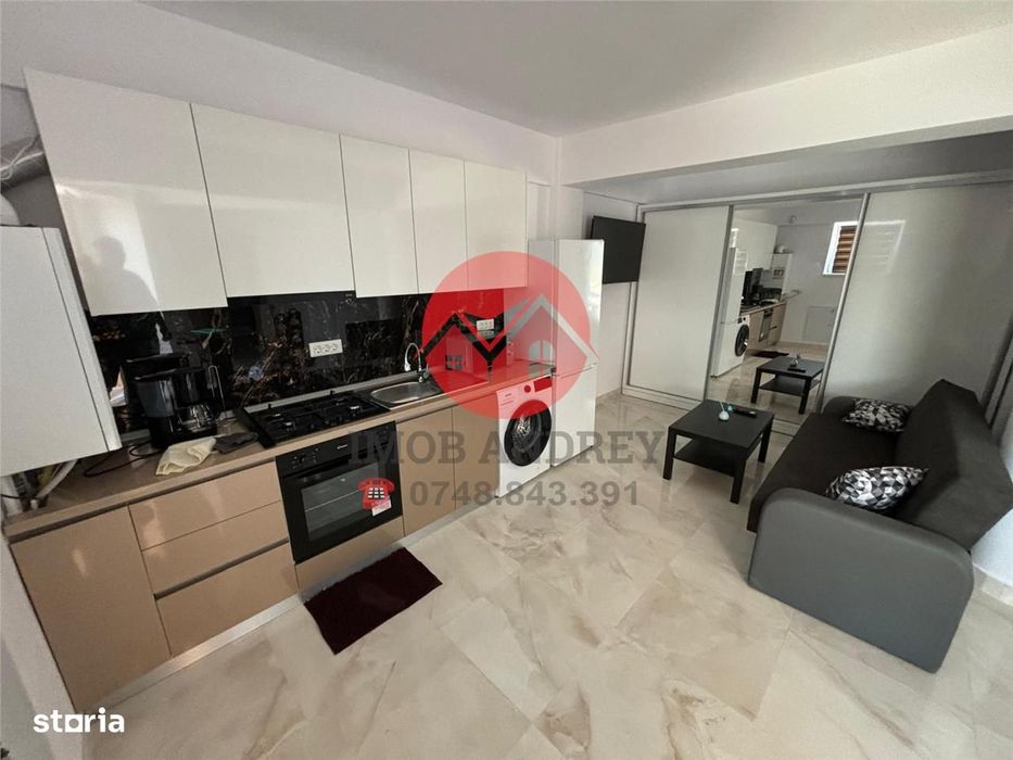 Casa 3 camere ultracentrala cu curte, parcare