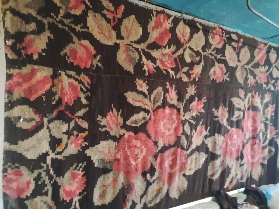 Антикварный ковер ручной работы