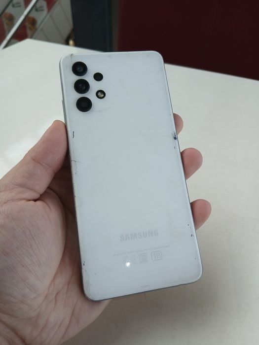 В продаже Самсунг А32.