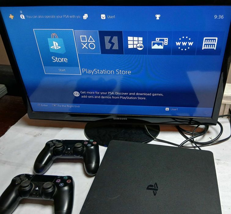Playstation 4 + 2 контролера