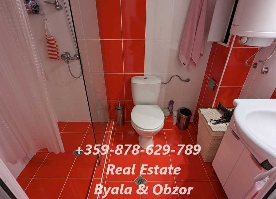 Продава се Четиристаен апартамент в Бяла - 140 кв.м за 822 €/кв.м - Снимка #17