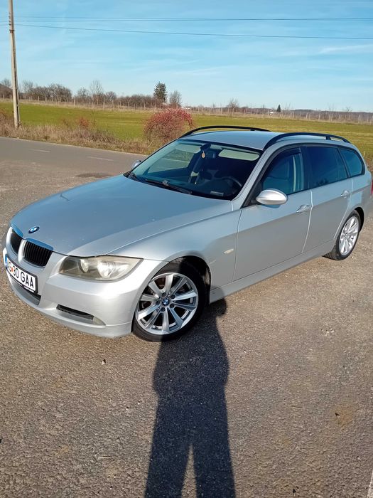 Bmw e91 320d 2007,vand sau schimb cu auto in 7 locuri