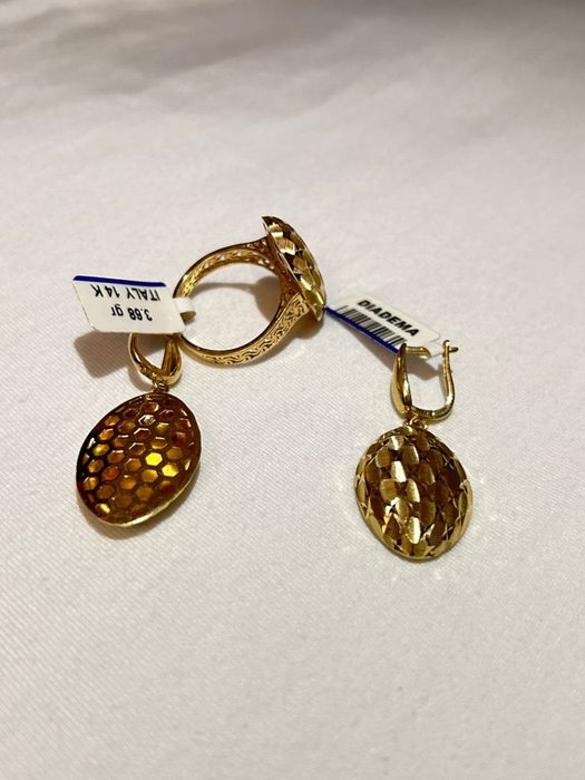 Продам золотой коплект