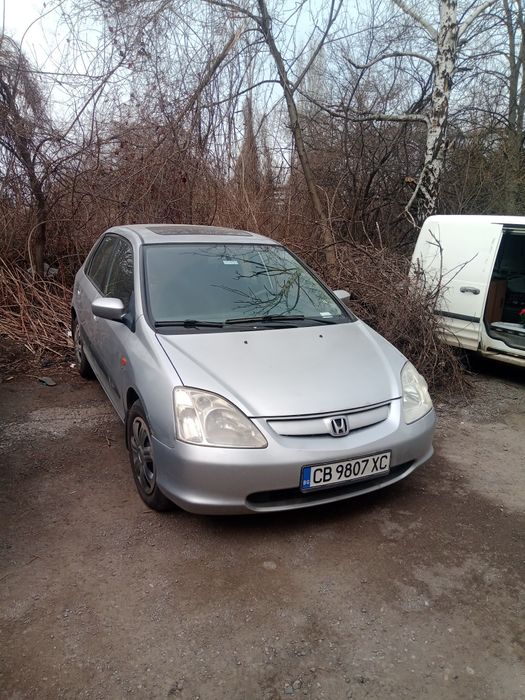 Продавам Хонда Сивик 7