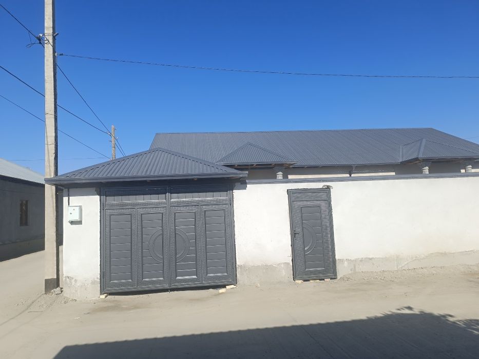 Катеж сотилади 2.5 соток ор-р мошин бозор КIA автосалон