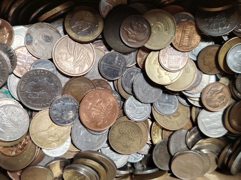 Monede pentru diferite proiecte