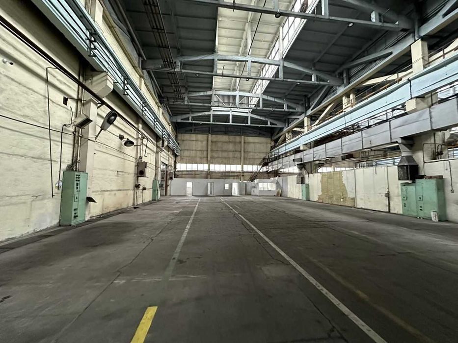 Дава се под наем Склад в Пловдив, Индустриална зона - Юг - 2300 кв.м за 8211 € - Снимка #5