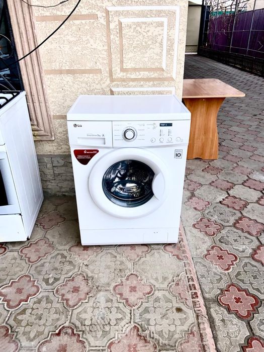 Продам стиральную машинку с доставкой