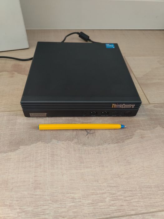 Lenovo Thinkcentre m70q Gen5 Tynii PC, 512 GB SSD 16 RAM