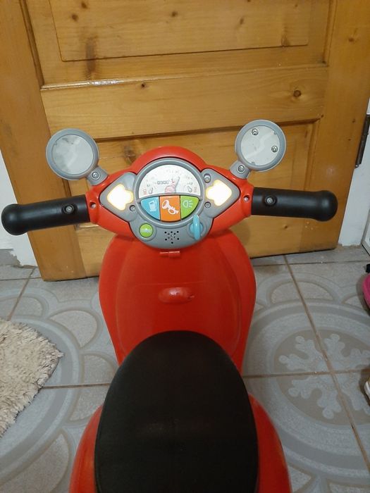 Motor  chicco de copii