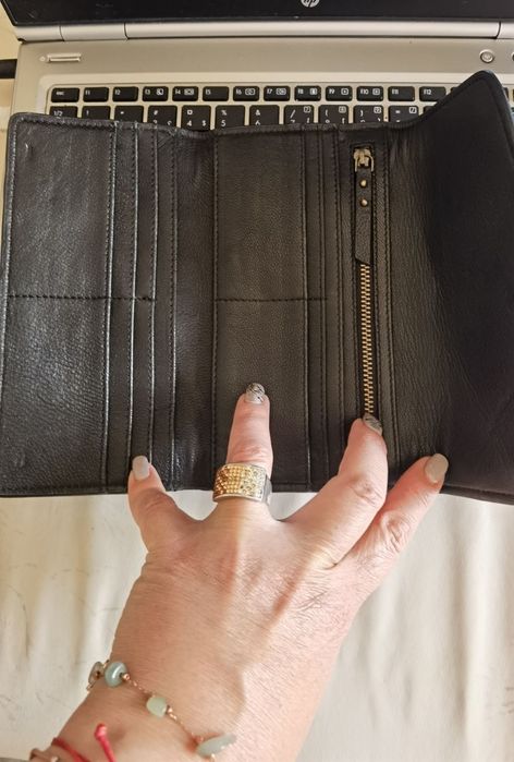 Портмонета естествен материал