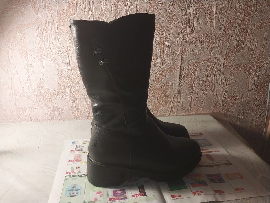 Продам Сапоги женские зимние