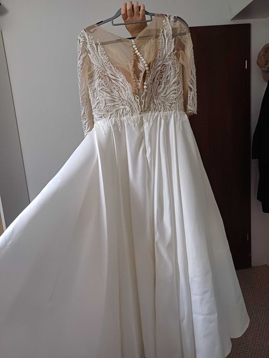 Rochie mireasa din tafta si dantela