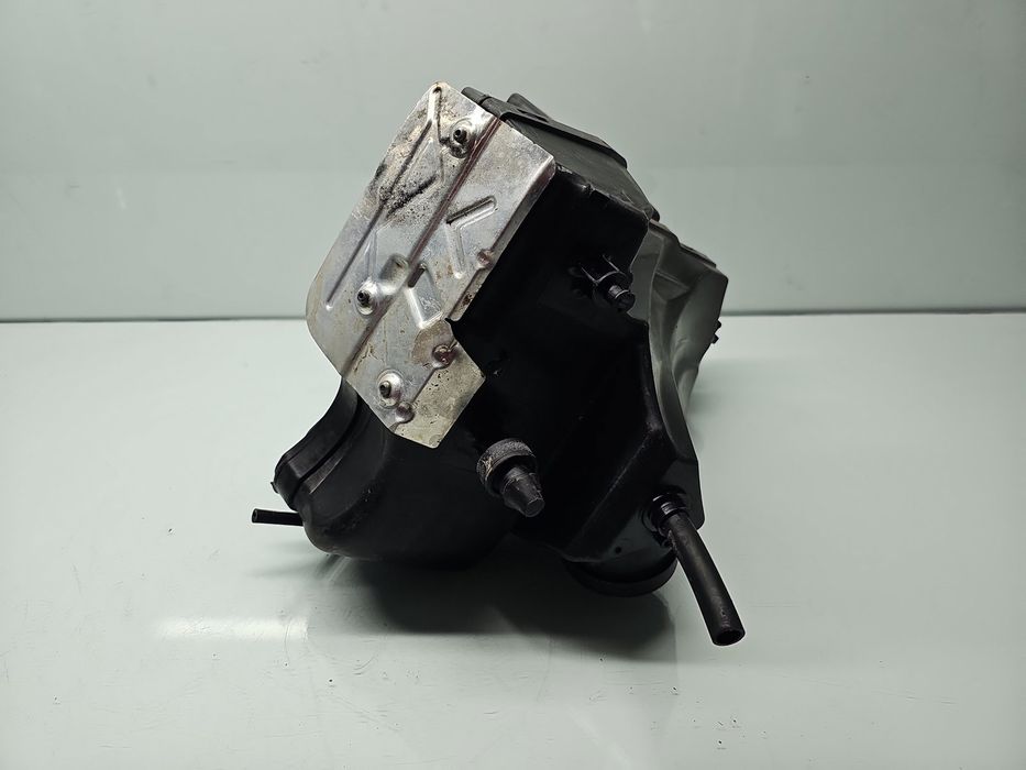 Carcasa filtru aer AUDI A5 Cabriolet (8F7) [Fabr 2009-2015] 8R0133837D