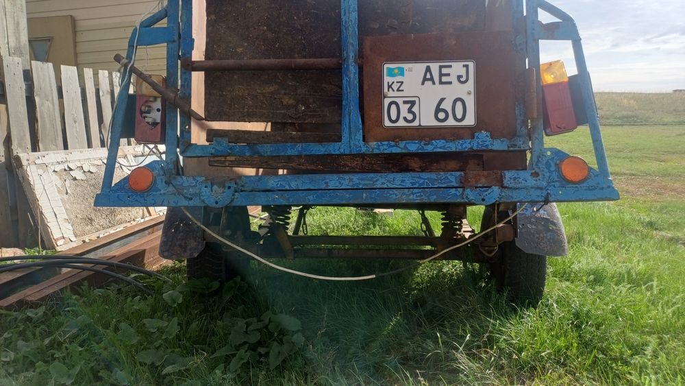 Продам прицеп коннвозка