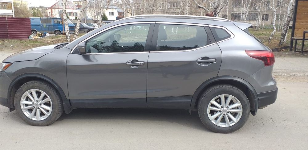 Продам Nissan Rogue