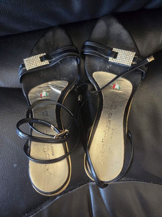 Дамски сандали черни