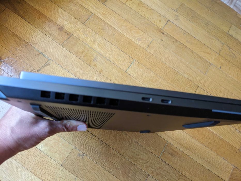 Lenovo Legion 7 16IAX7 i7-12800HX Nvidia 3070ti 32GB DDR5 1TB NVME
