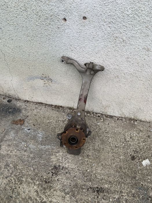 Fuzeta dreapta fata audi A6 C6 3.0 TDI ASB BMK BNG 3.7 TDI V6