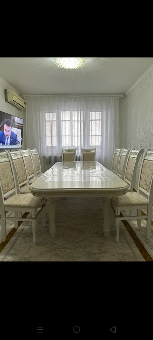 Продам гостиный стол