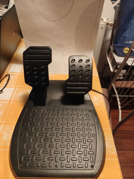 Volan gaming Ferrari 458