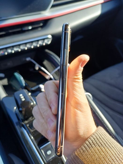 идеальный Iphone xs 256