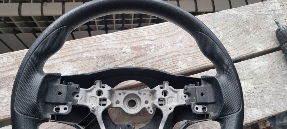 Руль тойота рав4 для 2013-19гг