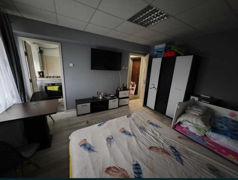 Garsoniera de vanzare