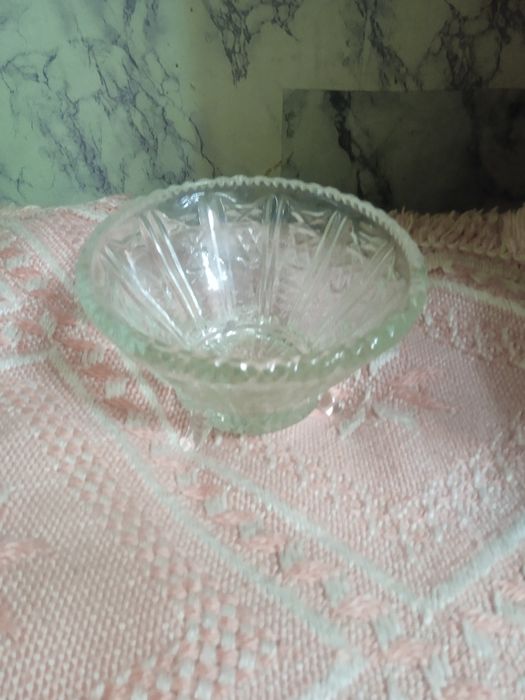 Ведро и блюда эмалированные