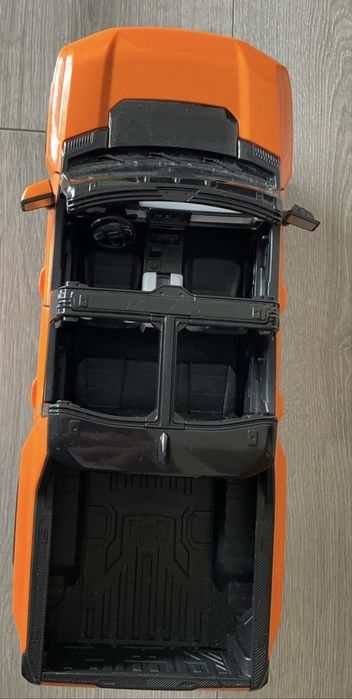 Masinuta 4x4 Hummer cu bena RC 1:16 Rastar 2.4Ghz