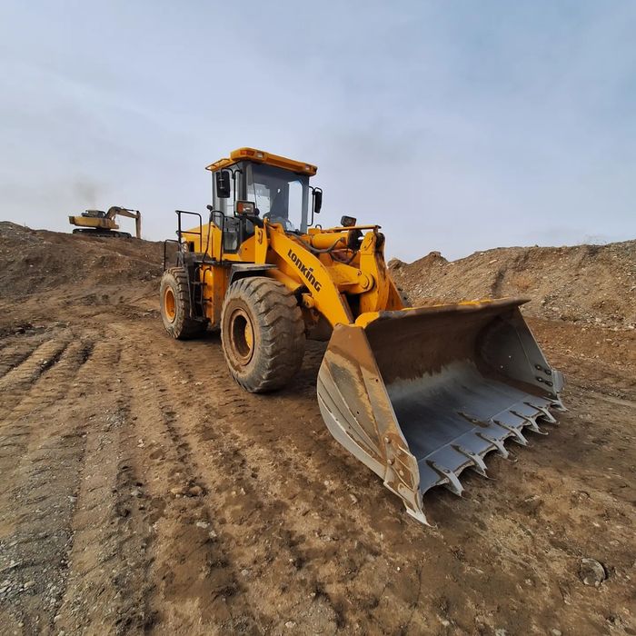 Sotiladi pogruzchik longking