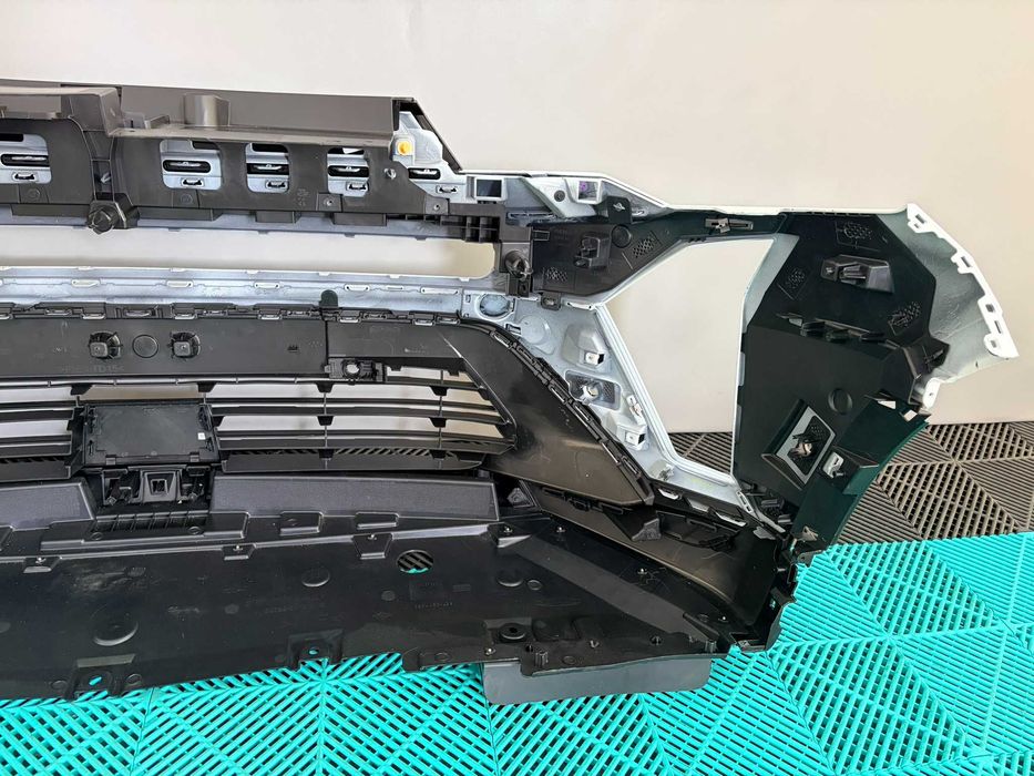 Bara fata completa Renault Captur 2024+ noua originala Renault