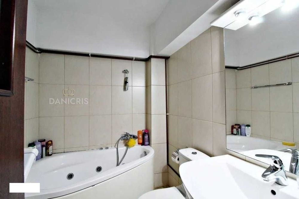 Apartament 3 camere – Tomis 2 / Spitalul Județean, Constanța