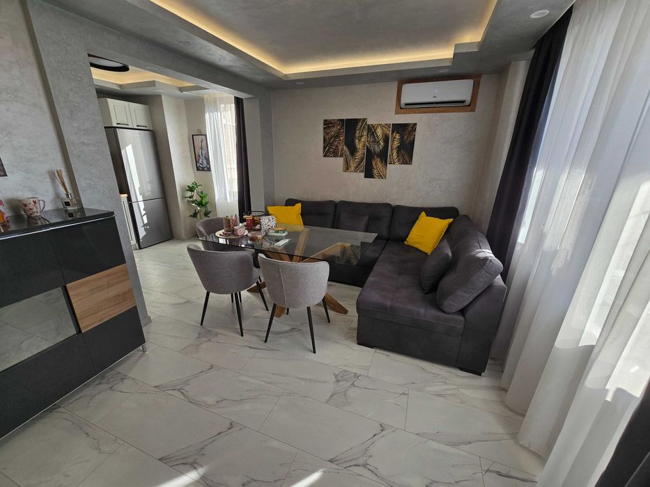 3-стаен в кв. Колю Фичето