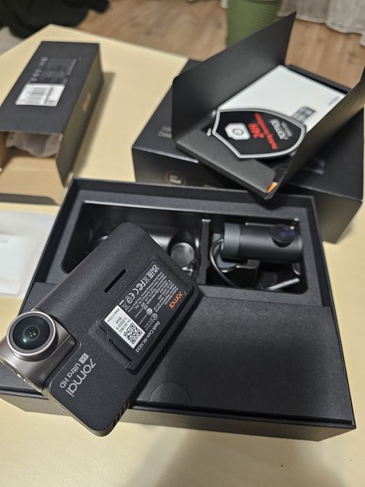 70mai Dash Cam A810 4K HDR Set complet – Nou, nefolosit, cu card 128GB