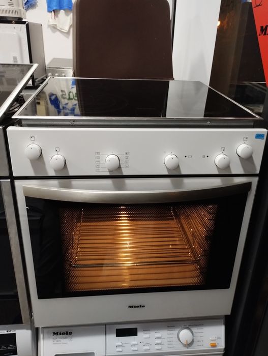 Фурна с плот MIELE H4130E
