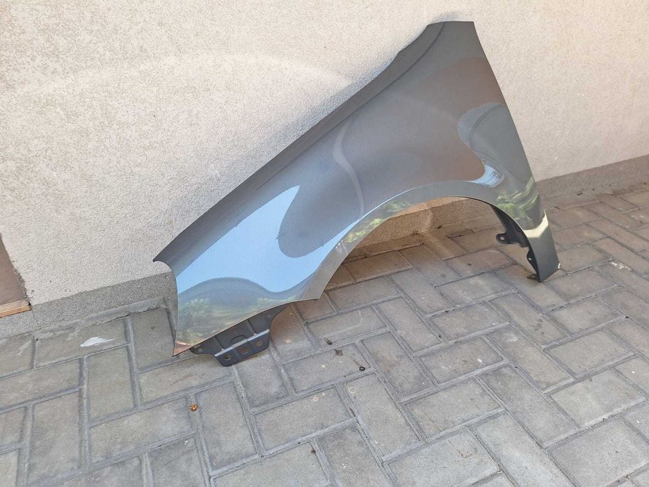 Aripa Fata Stanga VW Golf 5 V An 2004-2008 Vopsita Verde