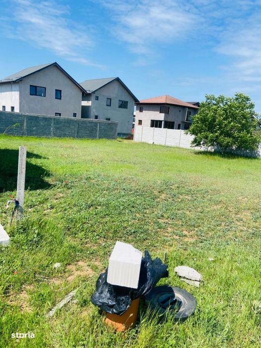 Teren intravilan zona Ford,  500 mp cu front stradal 21,5 m