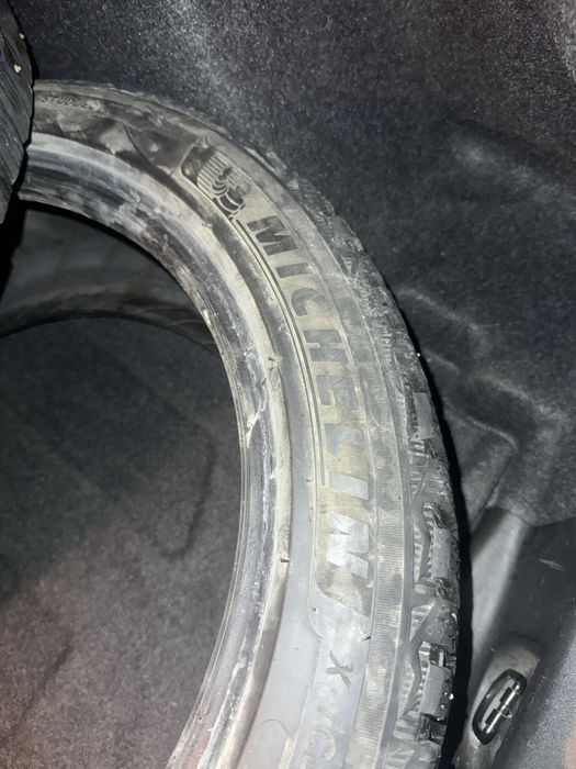 Продам шипованные шины