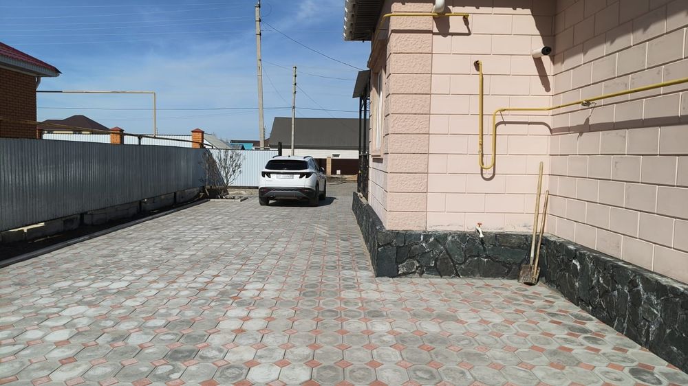 Продаётся  недвижимость