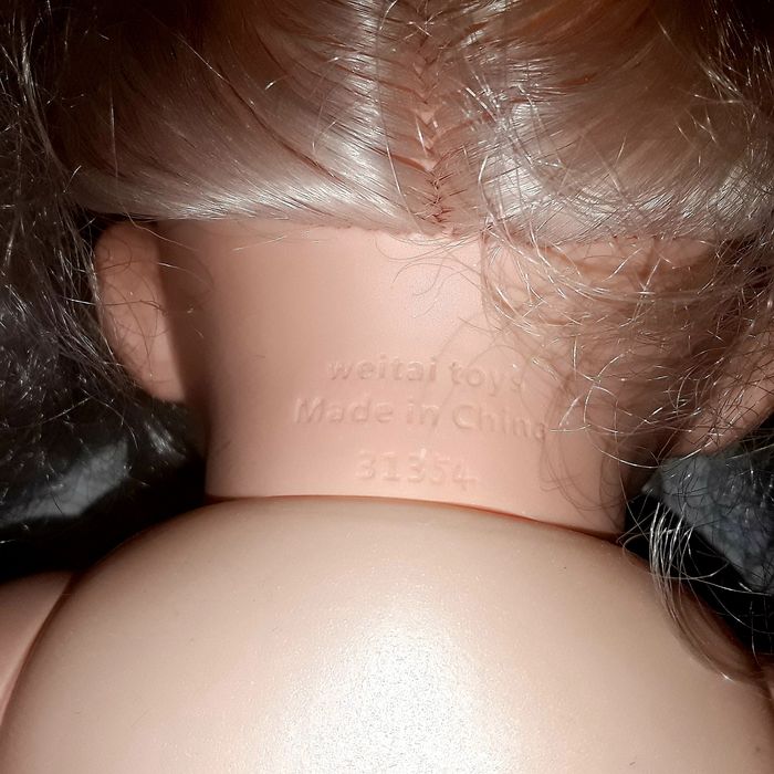 Интерактивная куколка, говорит, кушает, делает туалетик