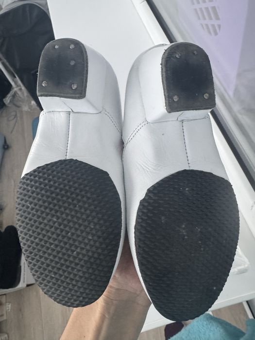 Продам туфли для танцев