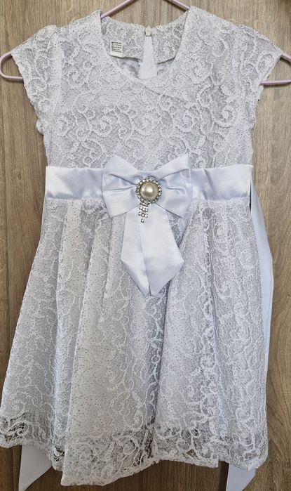 Нарядное платье для девочки