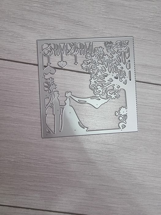 Метални шаблони за изрязване