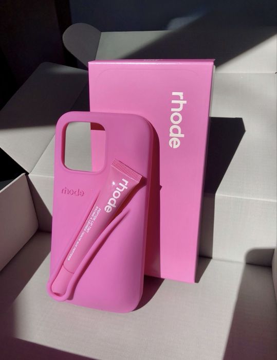 Rhode Lip Case + Peptide Lip Tint за 17pro max